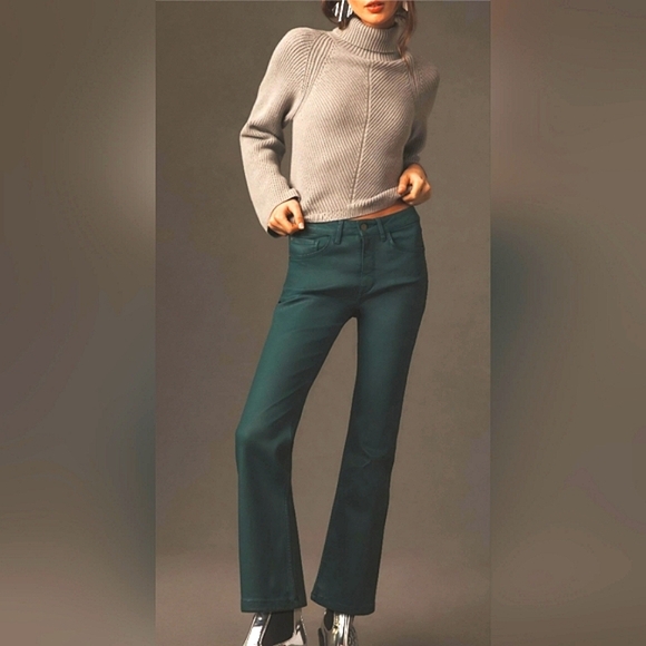 ANTHROPOLOGIE PILCRO Yaya green Coated Mid-Rise Crop Flare Jeans.Sz 25 NWT - Picture 1 of 13